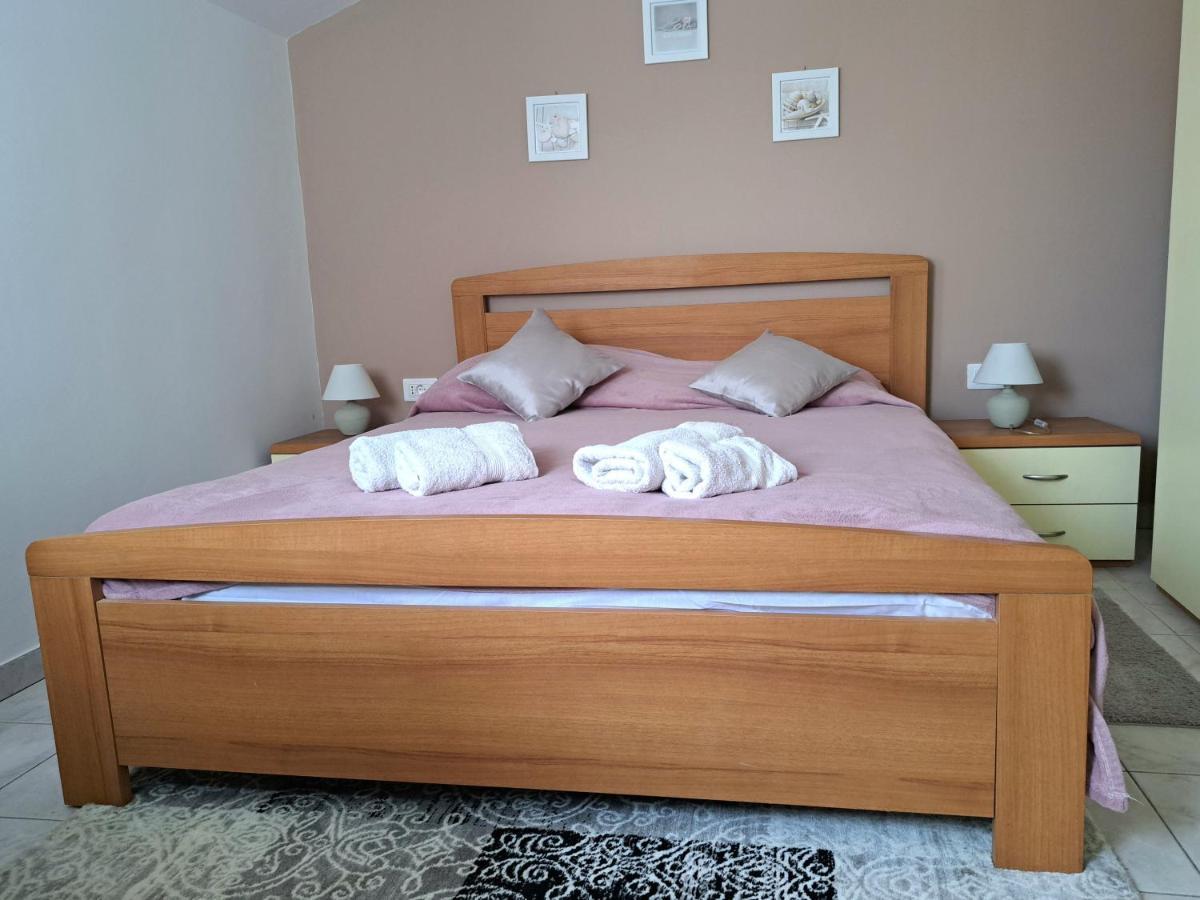 Studio Apartman Olivera Ρόβινι Εξωτερικό φωτογραφία
